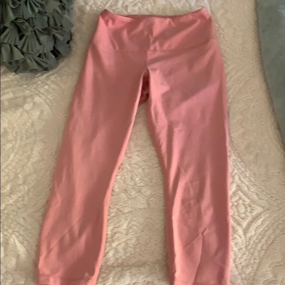 NOT FOR SALE- 2 pairs of yogalicious leggings!💕 - Picture 7 of 8